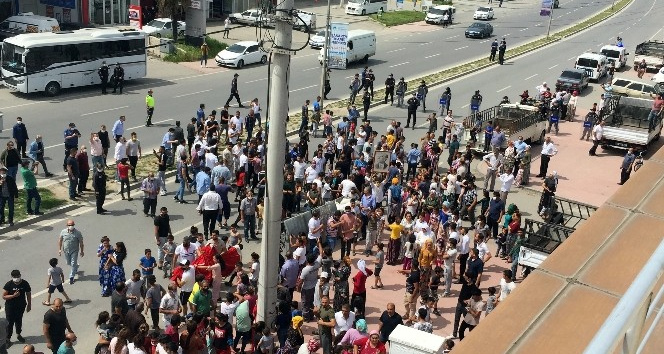 Sokağa çıkma kısıtlamasında 500 kişilik protestoya polis müdahalesi
