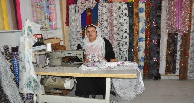 Mikro kredi ile kendi işini kuran 5 çocuk annesi, eşini de yanına yardımcı olarak aldı