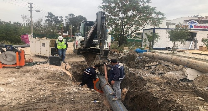 Bodrum Türkbükü’nde kanalizasyon hattı yenileniyor