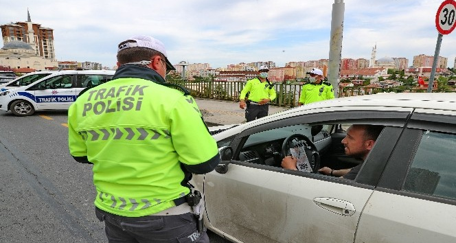 Başakşehir polisinden sosyal uygulama