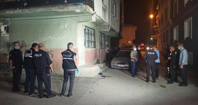 Bursa’da kavga ihbarına giden polis ekibine silahlı saldırı: 1'i polis, 2 yaralı