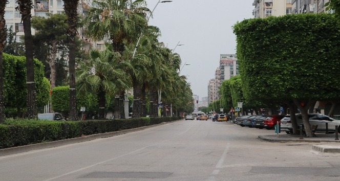 Tam kapanma Adana’da vakaları düşürdü