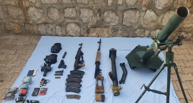 Şırnak Eren Cudi-Besta operasyonunda teröristlere ait mühimmat ele geçirildi