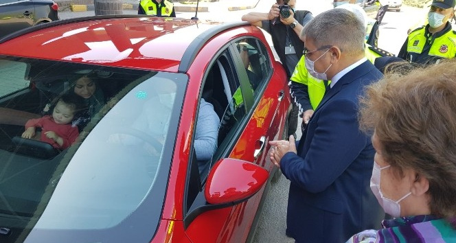 Vali Gürel, Trafik Haftası’nda kural ihlali yapan sürücüleri uyardı
