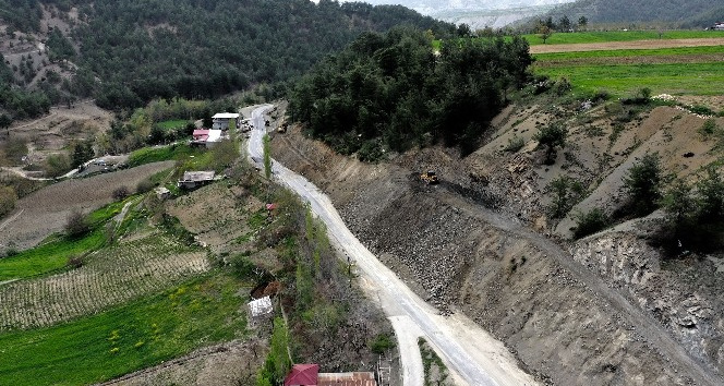 Kahramanmaraş Ilıca yolunda genişletme çalışmaları