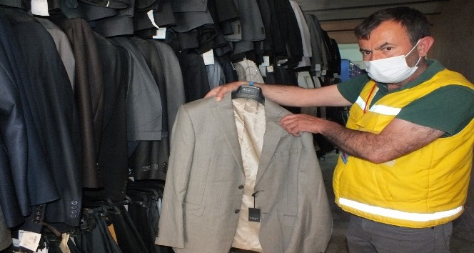 Yardım derneğinden 150 kişiye bayramlık kıyafet