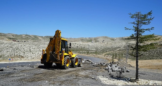 Yedikuyular Kayak Merkezi’nde bahar temizliği