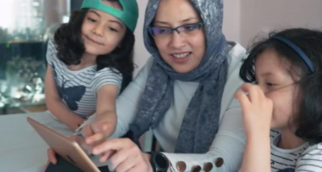 Sağlıkçı anneler için duygulandıran ‘Anneler Günü’ videosu