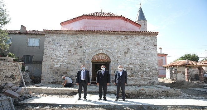 Altınova’nın tarihi Kadı Camii’nde son viraj