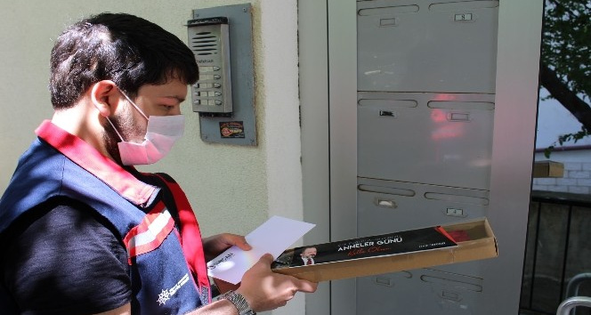 Sincan Belediyesi Anneler Günü’nde şehit ailelerini unutmadı