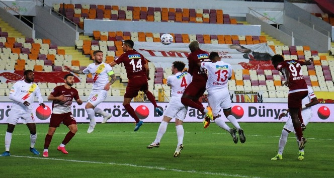 Yeni Malatyaspor, ligdeki 15. beraberliğini aldı