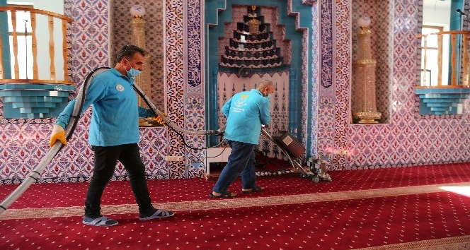 Şanlıurfa’da camiler Ramazan Bayramı’na hazır