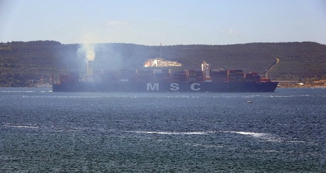Çanakkale Boğazı 9 saat tek yönlü gemi trafiğine kapatıldı