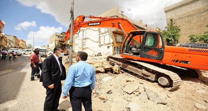 Maho Paşa Caddesi’ndeki yol sorunu çözülüyor