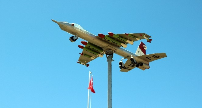 Yozgat’ta satılık F-16 savaş uçağı