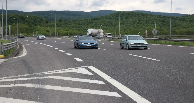 Bolu Dağı’nda bayram tatili dönüşü trafik akıcı ilerliyor