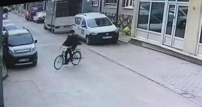 Apartmandan bisiklet çaldı