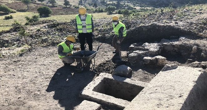 Karaman’ın Ermenek ilçesinde antik kazılar devam ediyor