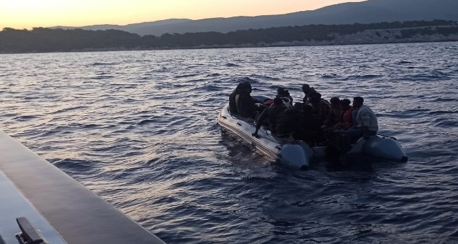 İzmir’de 71 düzensiz göçmen kurtarıldı