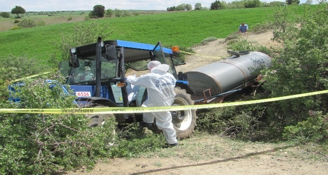 Yaşlı adam traktör kabininde ölü olarak bulundu