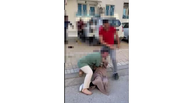 Çankırı’da boşanma kavgasında tekmeler havada uçuştu, o anlar kameraya yansıdı