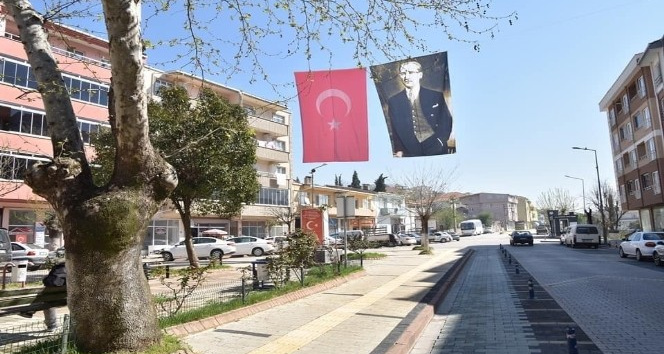 Çan Türk Bayrakları ile donatıldı
