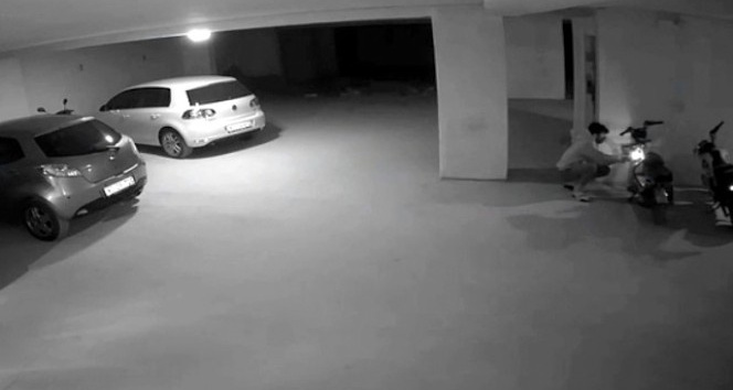 Düz kontak yapıp çalıştırdığı elektrikli bisikleti çalmaktan vazgeçti