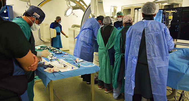 Ameliyatsız kalp kapağı değişimi