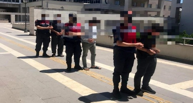 Yayla evi hırsızları suçüstü yakalandı