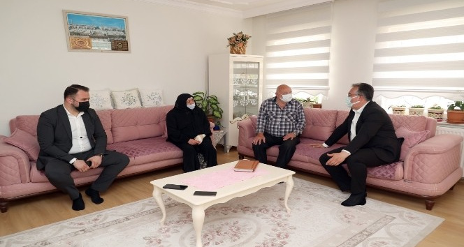 Başkan Savran’dan ‘Aile Haftası’ ziyaretlerinde bulundu