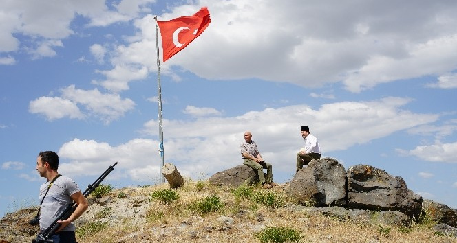 ‘Sakarya, En Uzun Meydan Savaşının Hikayesi’ kitabı Kara Tepe’de tanıtıldı