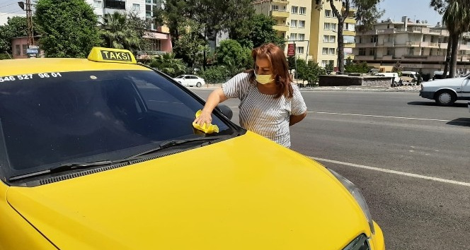 İzlediği diziden etkilenen kadın, taksi şoförü oldu