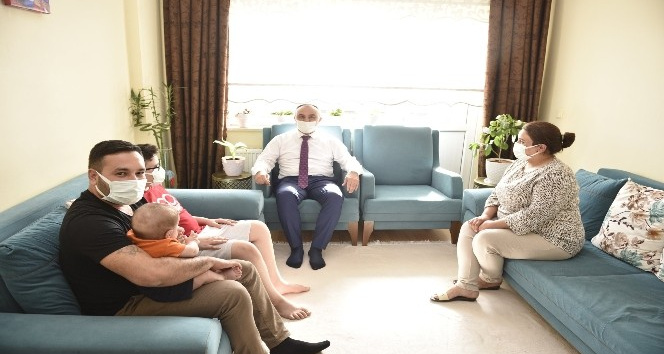 Sınır kentte roketli saldırılarda şehit olanların aileleri unutulmadı