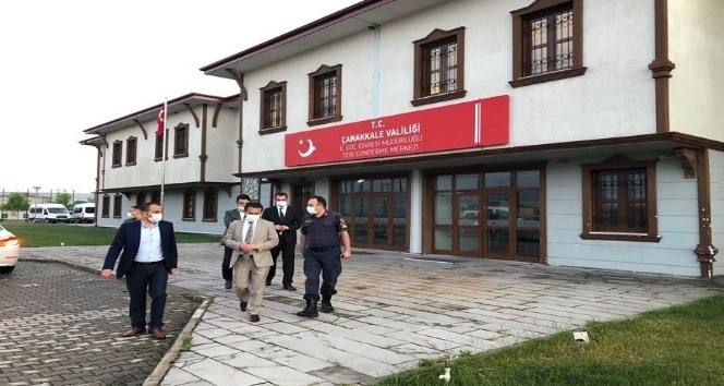 Vali İlhami Aktaş, Ayvacık Geri Gönderme Merkezinde incelemelerde bulundu