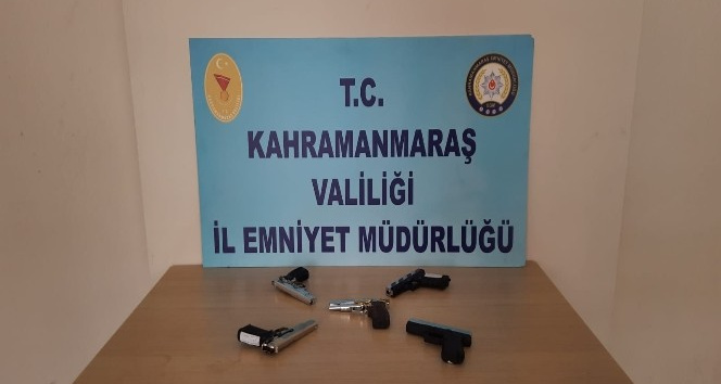 Kahramanmaraş’ta 10 ateşli silah ele geçirildi