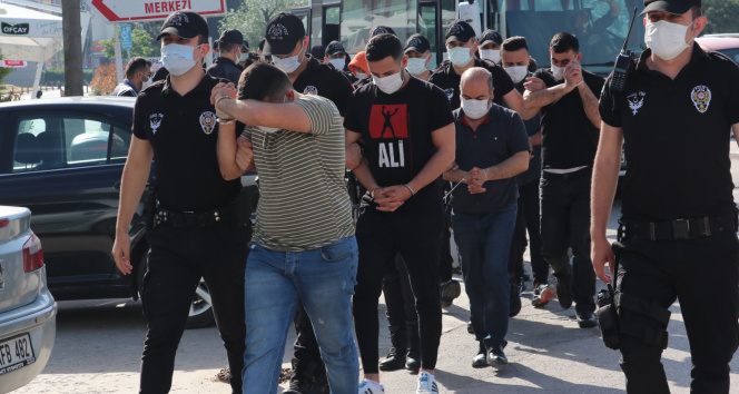 3 milyon TL’lik vurgun yapan 14 sahte bankacı tutuklandı