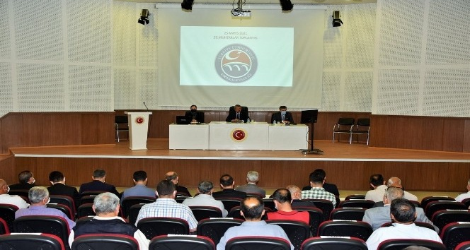 Vali Sezer muhtarlarla bir araya geldi