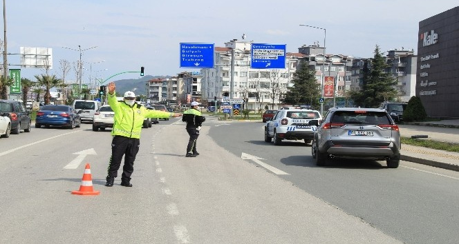 Ordu’da trafik ekipleri göz açtırmıyor