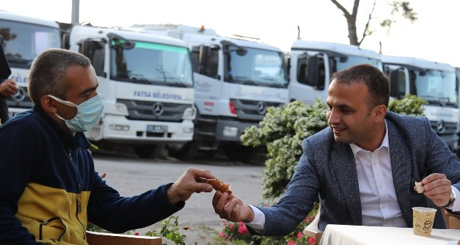 Temizlik kademesinde son çay, son simit