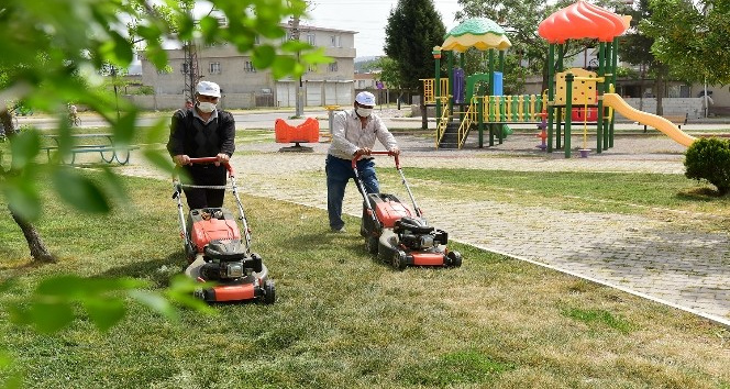 Kahramanmaraş’ta park ve bahçeler yaza hazır