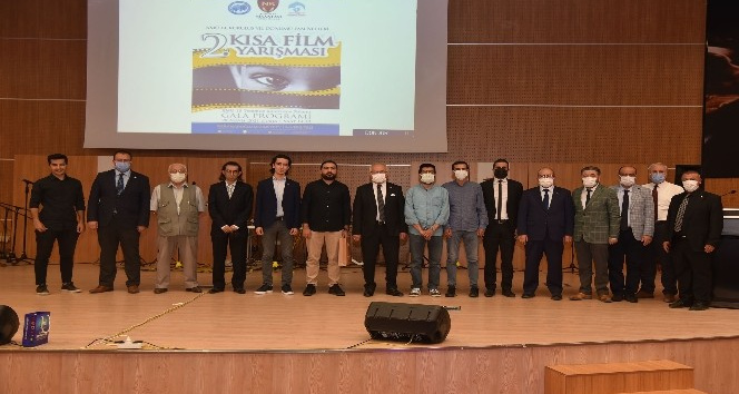 Karaman’da düzenlenen kısa film yarışmasında ödüller sahiplerini buldu