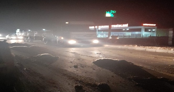 Kahramanmaraş’ta kazada 70 koyun telef oldu,1 kişi yaralandı