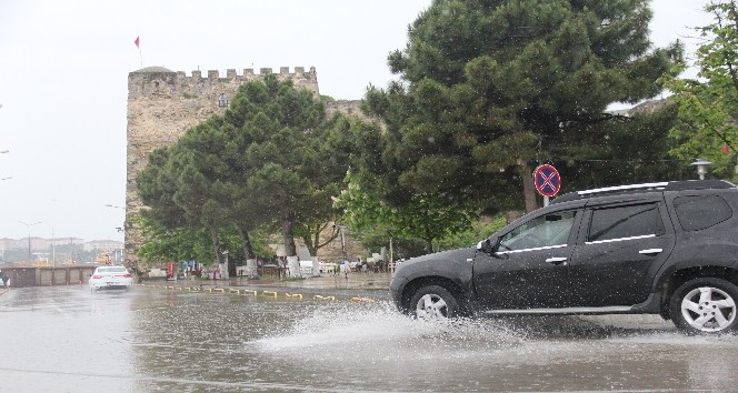 Sinop’u yağmur etkisi altına aldı