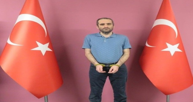 FETÖ/PDY lideri Fetullah Gülen’in yeğeni Selahaddin Gülen yakalanarak Türkiye’ye getirildi