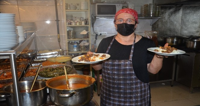 Ordu’da lokanta işletmecileri, masa servisi hizmetine başladı