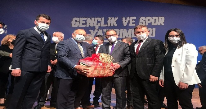 Ünye’ye 5 yeni spor tesisi müjdesi