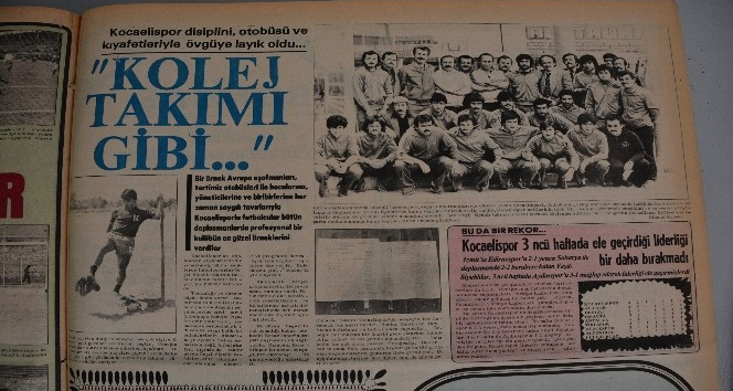 İlk şampiyonluğun mimarı 40 yıl sonraki maçta sahadakiler gibi sevindi