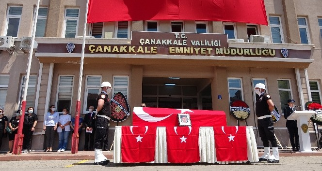 Çanakkale’de görevi başında şehit olan polis Türkmenoğlu için tören düzenlendi