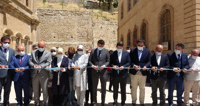 Artuklu Halk Eğitim Merkezi ve Olgunlaşma Enstitüsü tarafında yapılan çalışmalar sergilendi