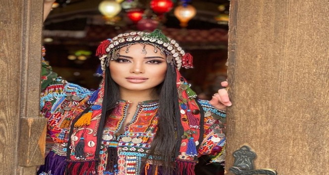 Azra Yünlü’ye digital platformlardan teklif yağıyor